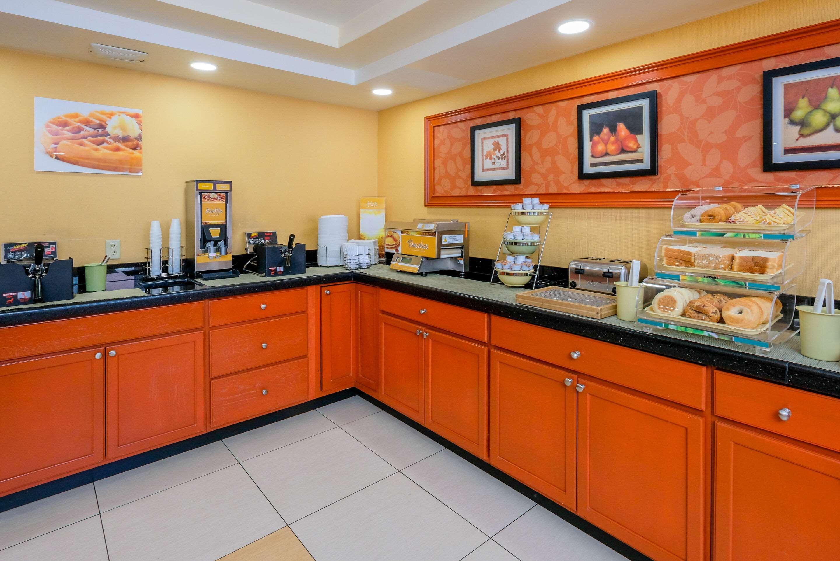 Quality Inn & Suites לקסינגטון מראה חיצוני תמונה