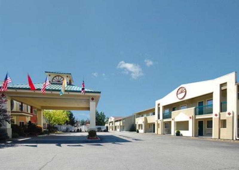 Quality Inn & Suites לקסינגטון מראה חיצוני תמונה