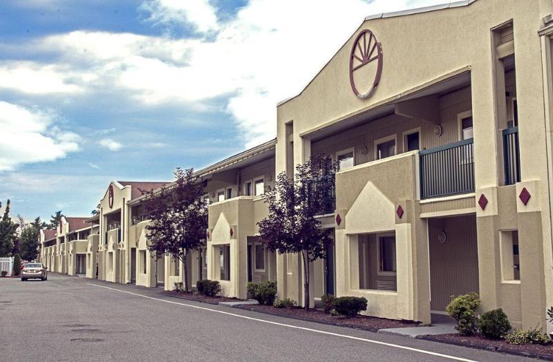 Quality Inn & Suites לקסינגטון מראה חיצוני תמונה